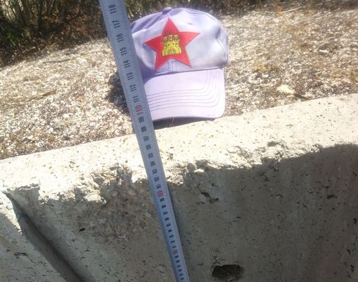 Medida de la profundidad del pozo / HILARIO VILLAVILLA