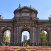 El mensaje orgulloso de Madrid en la Puerta de Alcalá: 'Patrimonio Mundial'