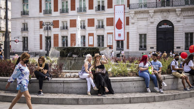 Madrid insiste en la necesidad de una ley de pandemias y el PSOE le reprocha la gestión realizada