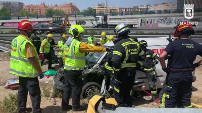 Accidente de una furgoneta en la M-45, con un herido grave