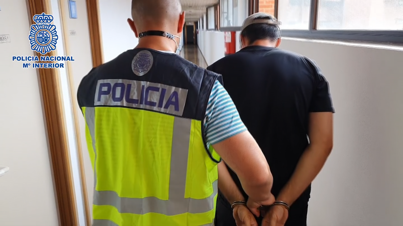 Detenido un 'camcorder' por grabar películas en salas de cine de Madrid