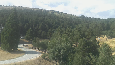 Del calor no se libra en Madrid ni los que suben a la Sierra de Guadarrama