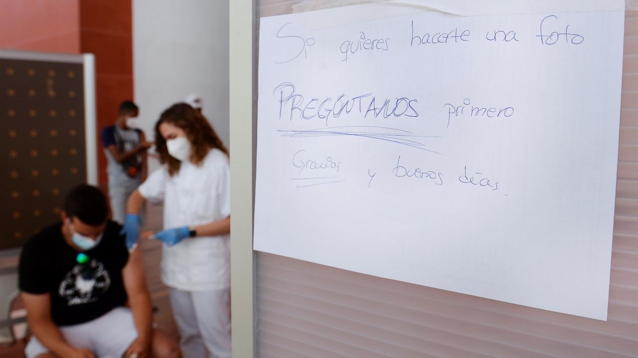 La incidencia por Covid sigue bajando en España y se sitúa en 462