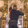 Jesús volverá a bajar el cuadro de la Virgen de la Paloma para celebrar sus 30 años como bombero