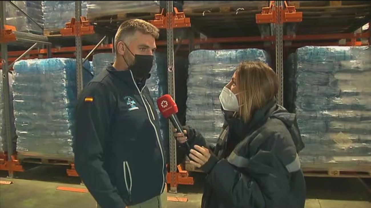 Las fábricas de hielo madrileñas hacen su agosto con la ola de calor