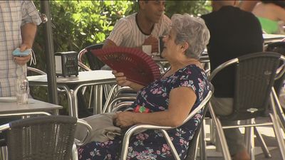 La Aemet eleva de naranja a rojo el aviso por calor en sur, vegas y oeste