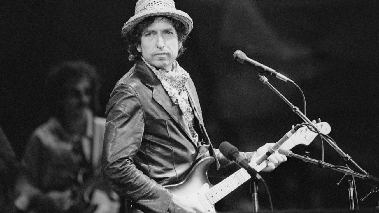 Bob Dylan acusado de abusar sexualmente de una niña de 12 años en 1965
