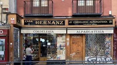 ¿Cómo sobrevive a la pandemia una alpargatería con más de 100 años de historia?