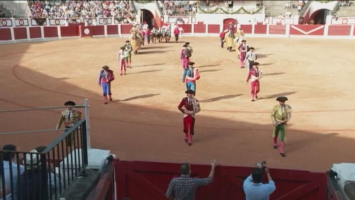 Vox pide la comparecencia de Iceta en el Congreso tras la polémica  por los toros 'Feminista' y 'Nigeriano' en Gijón