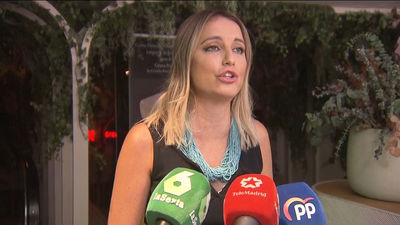 El PP insta a Sánchez a "dejar las fotos" y "dar la cara" en el Congreso