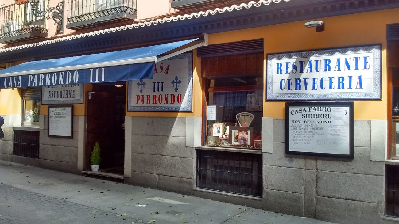 Entrada de Casa Parrondo