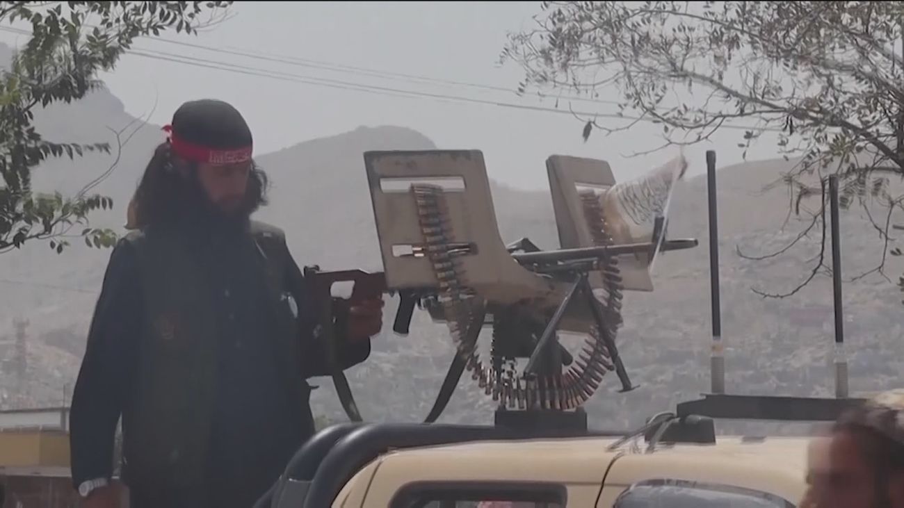 Amenaza de atentado inminente en el aeropuerto de Kabul