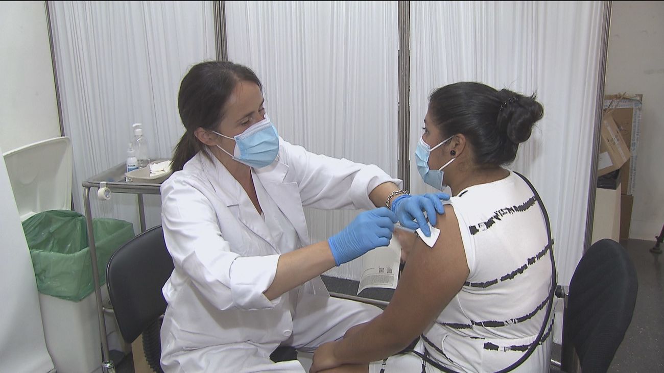 La Comunidad de Madrid notifica 80 casos  de Covid, 74 contagios y un fallecido en las últimas 24 horas