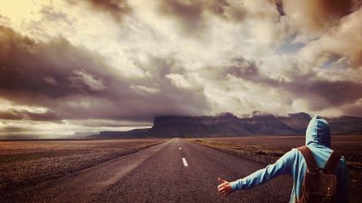 Si encuentras a alguien haciendo autostop...