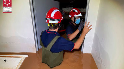 Una tromba de agua deja 150 l/m2 en Benicàssim en una hora, anega viviendas y garajes