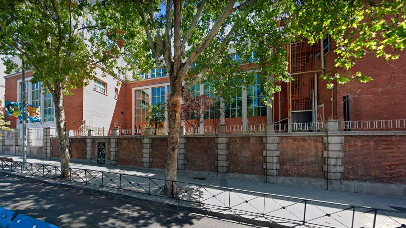 Edificio No-Do okupado por Hogar Social Madrid