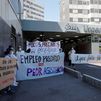 Trabajadores de Urgencias y Emergencias de Madrid se manifiestan ante el Hospital La Paz