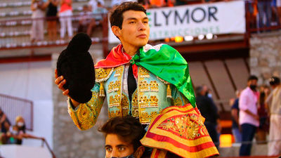 Un entregado Isaac Fonseca inaugura la puerta grande en Colmenar Viejo (2ª parte)