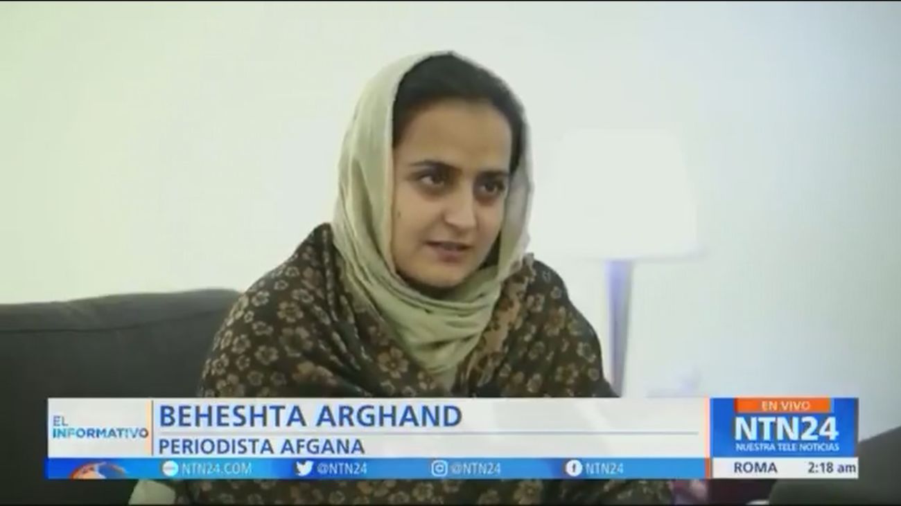 Miedo de las mujeres a los talibanes: Sólo quedan 100 de las 700 periodistas que había en Afganistán