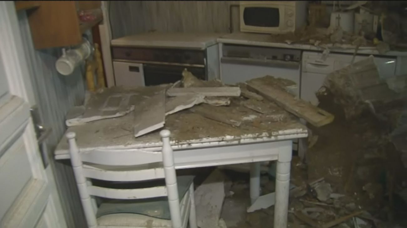 Le hunden el techo y acosan a una anciana para que deje su casa en Chamberí y construir pisos de lujo