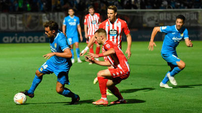 1-1. El guardameta del Lugo evita el triunfo del Fuenlabrada
