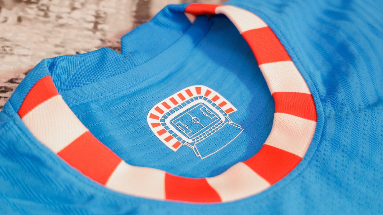 Tercera equipación del Atlético de Madrid