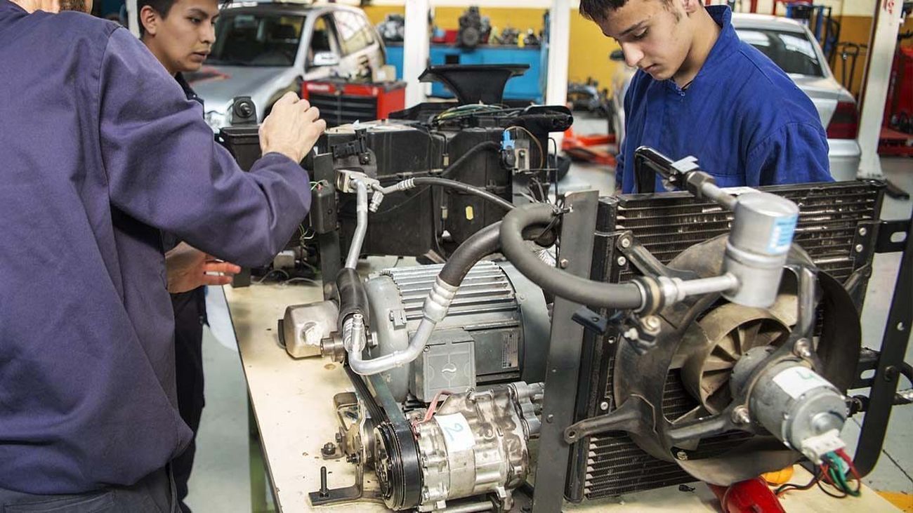 El Gobierno aprueba la nueva FP dual y la Ley de Convivencia Universitaria