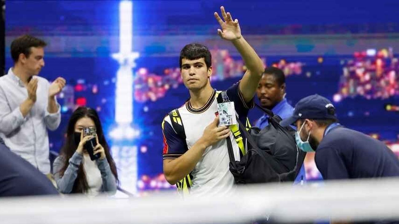 Los problemas físicos liquidan a Carlos Alcaraz en Nueva York