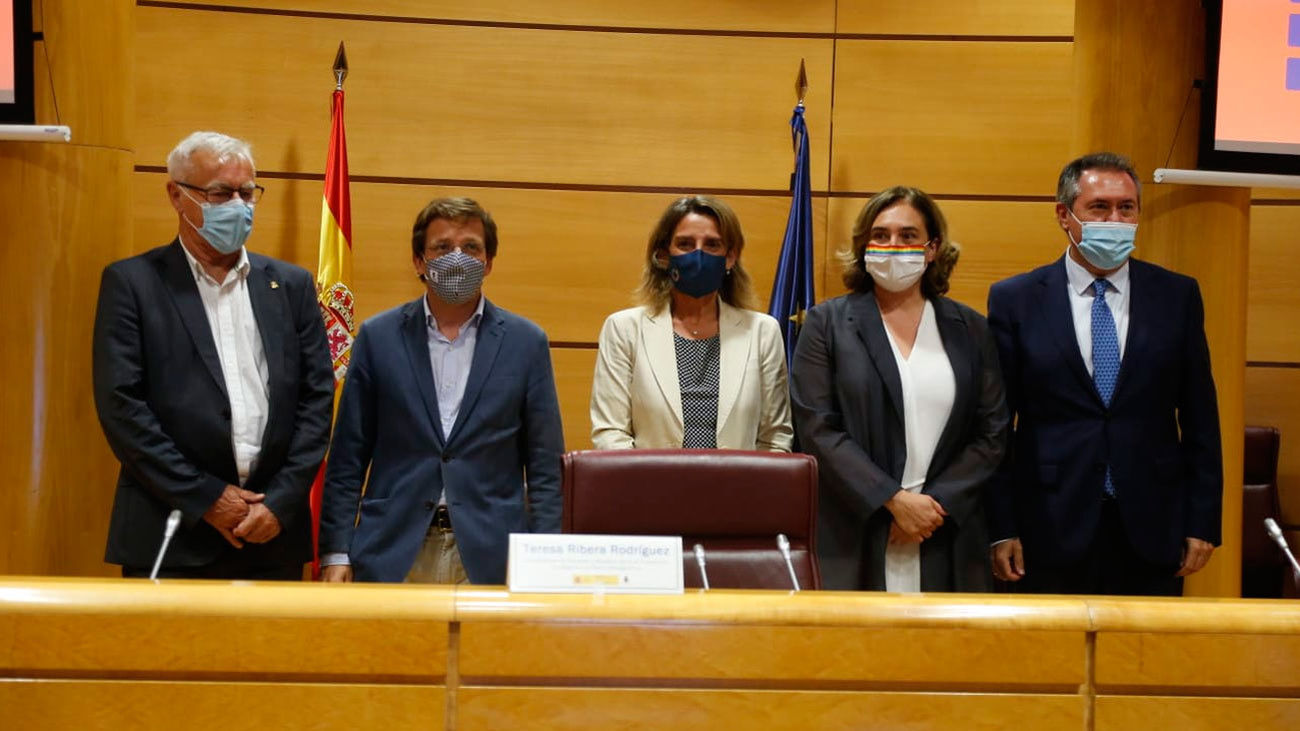 Ribera llama al liderazgo de las ciudades para lograr la neutralidad climática