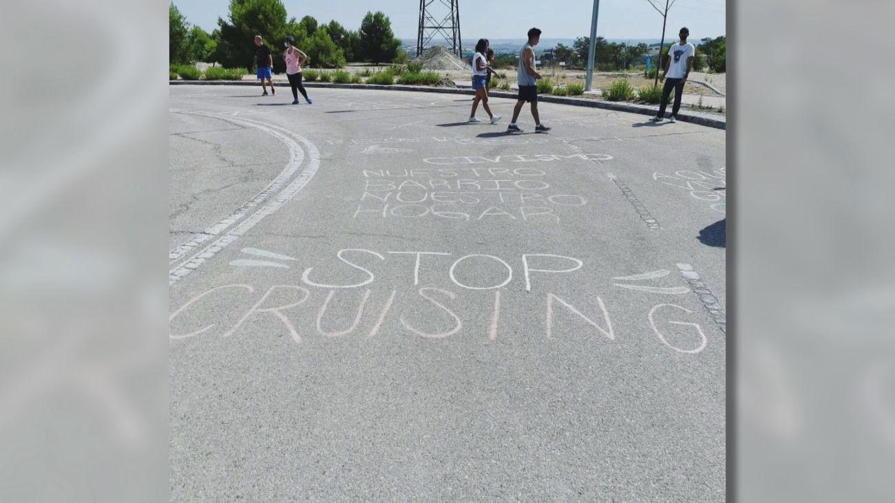 Los vecinos del Ensanche de Vallecas denuncian dejadez y abandono en la zona