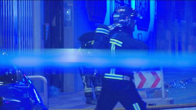 Vecinos del edificio afectado por el incendio de Sanse: "Nos hemos salido con las llaves y el móvil, no tenemos nada más"