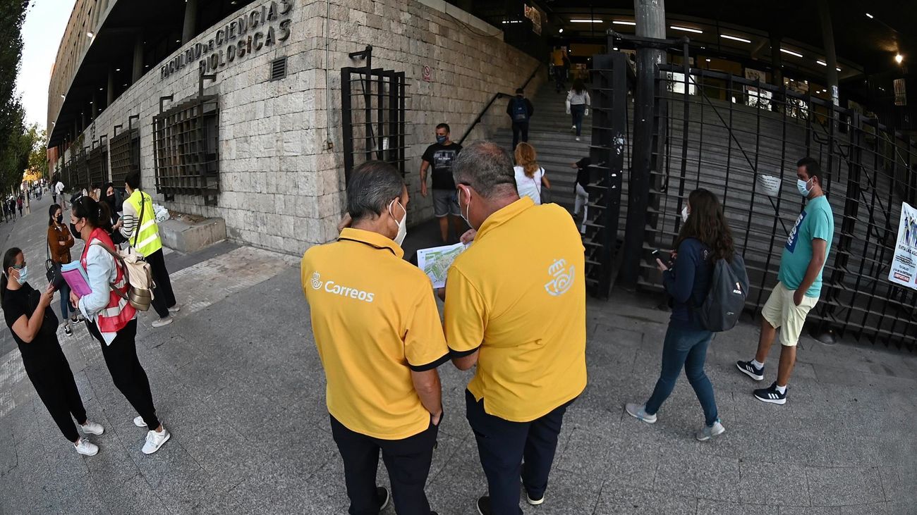 Un error informático deja en suspenso la lista de admitidos en la bolsa de empleo de Correos