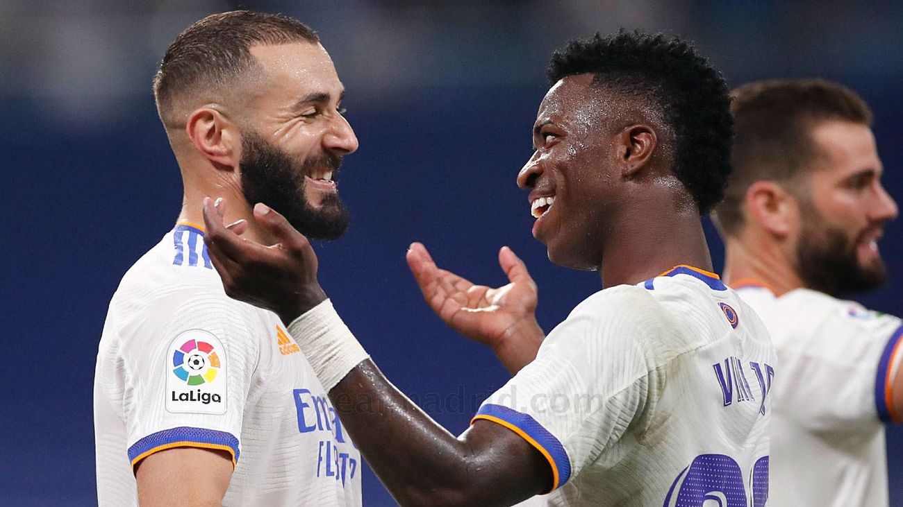 5-2. El Real Madrid reestrena el Bernabéu a ritmo de Benzema y Vinicius