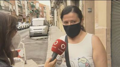 Acosa a su exnovia con un cuchillo y un martillo tras localizar su casa en Usera