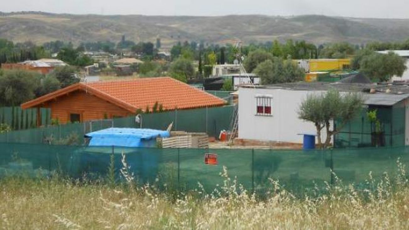 Construcciones en terreno no urbanizable, en Morata de Tajuña