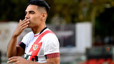 Vallecas ya tiene nuevo ídolo, Falcao