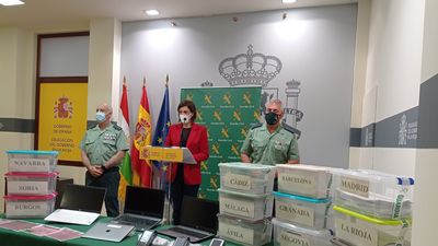 Detenidas 21 personas por estafar a cerca de 600 personas vulnerables con la venta de enciclopedias