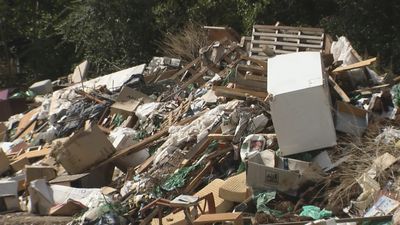 Los vecinos de San Fernando de Henares denuncian un vertedero ilegal junto al río