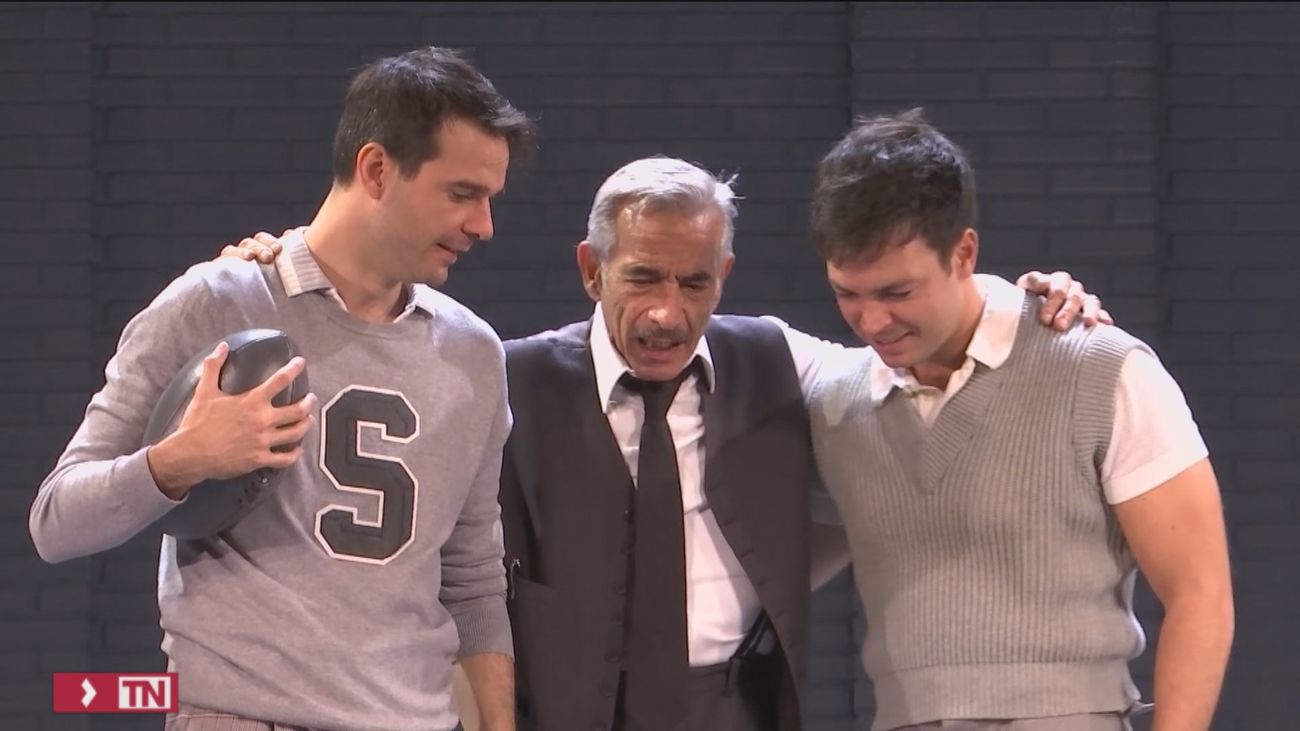 La familia Airas se sube al teatro con 'Muerte de un viajante'