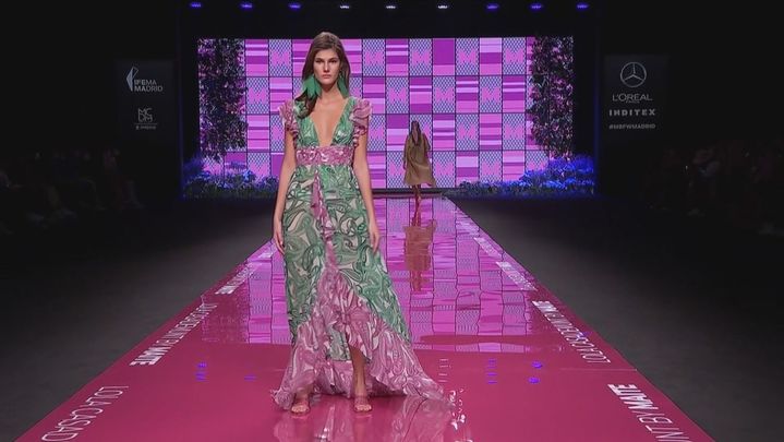 Modelo de Lola Casademunt / REDACCIÓN