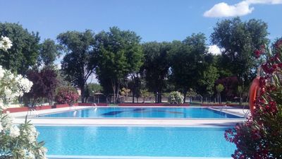 Pinto investiga una fiesta privada en la piscina municipal de verano