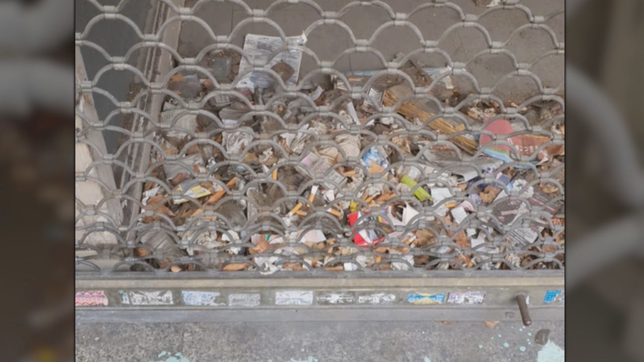 Los vecinos de Prosperidad denuncian el abandono del Edificio Royal