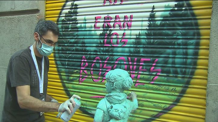 'Pinta Malasaña' llena de color los locales del barrio