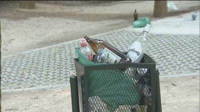 El refuerzo policial comienza a dar sus frutos frente al botellón