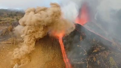 Recuperados los vuelos desde y hacia La Gomera por la repercusión de la erupción