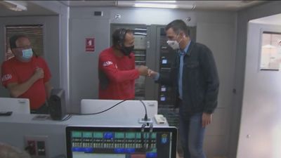 Sánchez traslada el "compromiso rotundo" del Gobierno con los afectados de La Palma