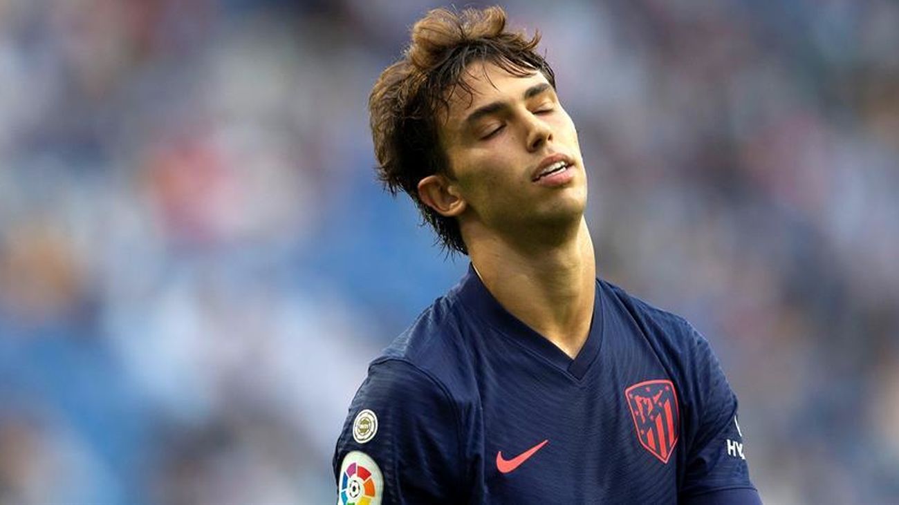 Dos partidos de sanción a Joao Félix