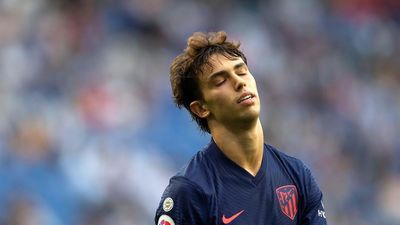 Dos partidos de sanción a Joao Félix