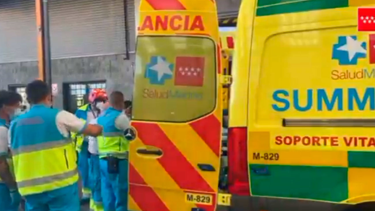 Herido grave un trabajador al caerle encima un palé de tornillos en Fuenlabrada