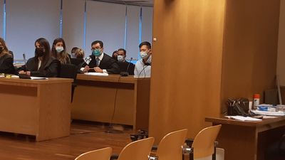 La familia de Víctor pide justicia y rompe a llorar en el juicio al kamikaze de la M-50